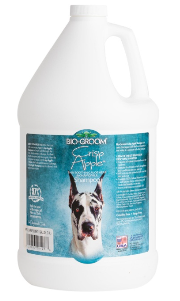 BIO-GROOM Crisp Apple™ Aloe Vera & Chamomile Dog Shampoo